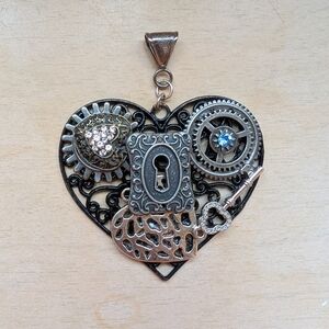 Steampunk Heart Pendant Necklace
